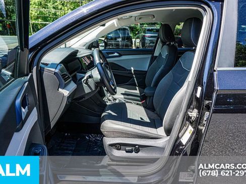 Used 2024 Volkswagen Taos SE FWD image 19