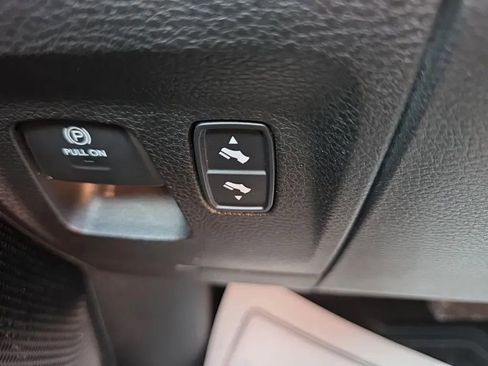 Used 2022 RAM 1500 Limited AWD/4WD image 39