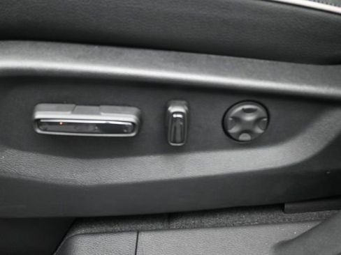 New 2026 Honda Odyssey Touring image 9