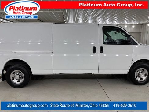 Used 2019 Chevrolet Express 3500 Extended w/ Driver Convenience Package RWD image 6