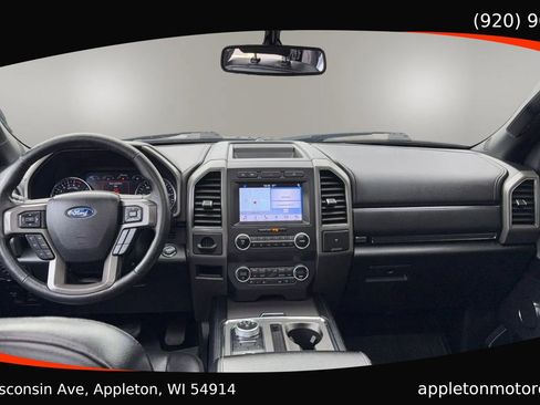 Used 2019 Ford Expedition XLT w/ Equipment Group 202A AWD/4WD image 9