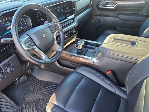 Used 2022 Chevrolet Silverado 1500 RST w/ RST All Star Premium Package image 9