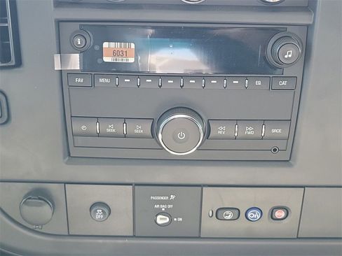 New 2025 Chevrolet Express 3500 w/ Power Convenience Package image 13