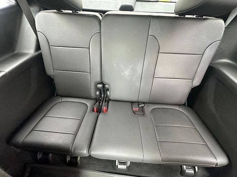 Used 2023 Chevrolet Traverse High Country w/ LPO, Floor Liner Package AWD/4WD image 21