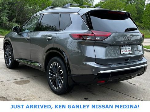 Certified 2026 Nissan Rogue Platinum w/ Platinum Premium Package AWD/4WD image 5