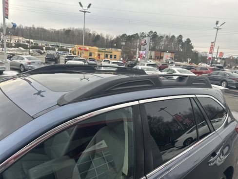 Used 2018 Subaru Outback 2.5i Limited image 27