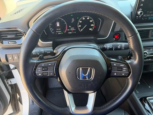Used 2024 Honda Pilot EX-L image 16