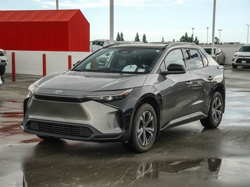 Used 2024 Toyota bZ4X FWD w/ Weather Package image 3