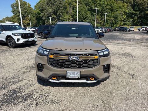 New 2027 Ford Explorer Tremor w/ Tremor Convenience Package AWD/4WD image 8