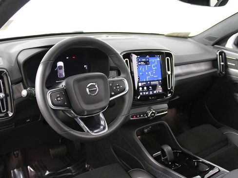 Used 2023 Volvo C40 P8 Recharge Ultimate w/ Protection Package Premier AWD/4WD image 7
