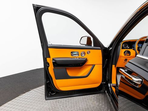 New 2026 Rolls-Royce Cullinan image 8