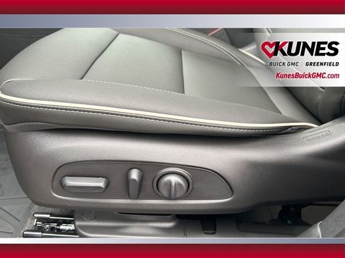 New 2026 Buick Envista Sport Touring w/ Studio Series image 20