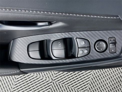 New 2025 Nissan Sentra SV image 16