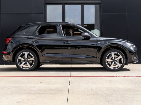 Used 2023 Audi Q5 2.0T Premium Plus w/ Premium Plus Package AWD/4WD image 10