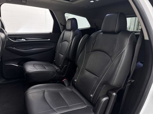 Used 2019 Buick Enclave Avenir w/ Avenir Technology Package FWD image 30