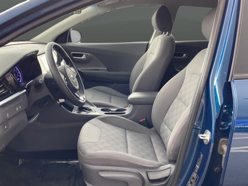 Used 2020 Kia Niro LX FWD image 9