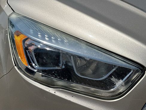 Used 2017 Ford Escape Titanium FWD image 38