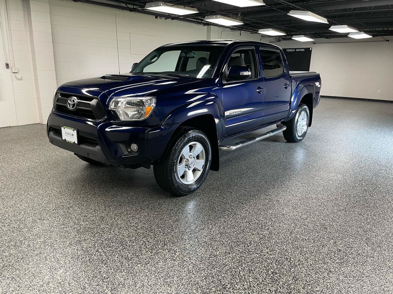 Used 2012 Toyota Tacoma 4x4 Double Cab w/ TRD Sport Pkg image 12