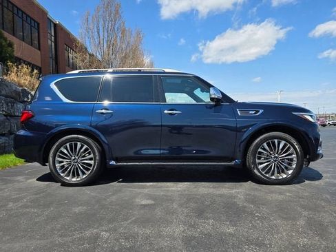 Used 2021 INFINITI QX80 Sensory w/ Cargo Package AWD/4WD image 2