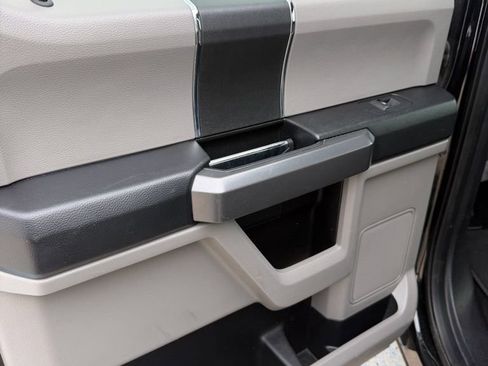 Used 2018 Ford F150 XLT RWD image 9