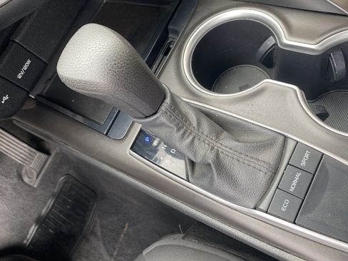 Used 2023 Toyota Camry LE FWD image 19