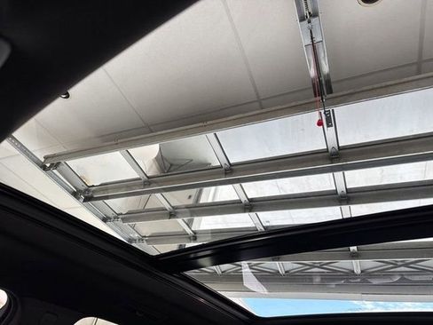 Used 2023 Cadillac XT6 Premium Luxury image 26