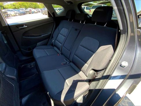 Used 2017 Hyundai Tucson SE FWD image 19