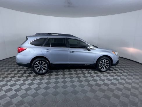 Used 2015 Subaru Outback 2.5i Limited AWD/4WD image 9