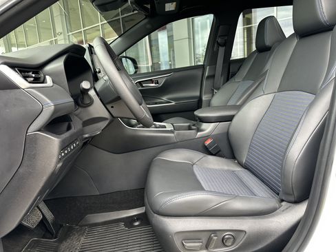 Certified 2025 Toyota RAV4 XSE w/ Advanced Technology Package image 11