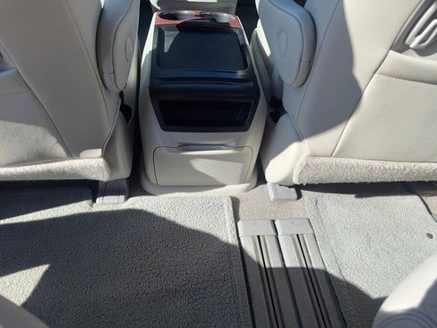 Used 2011 Toyota Sienna XLE FWD image 21