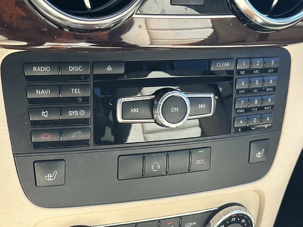 Used 2013 Mercedes-Benz GLK 350 4MATIC image 19