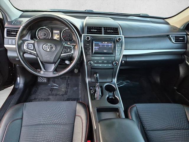 Used 2015 Toyota Camry SE FWD image 17