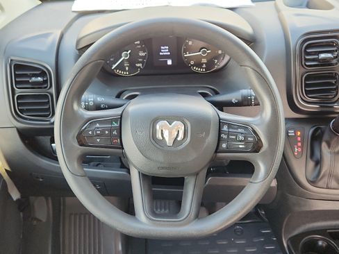 Used 2025 RAM ProMaster 2500 w/ Convenience Group FWD image 16