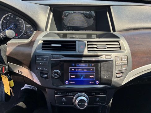 Used 2013 Honda Crosstour EX-L image 21