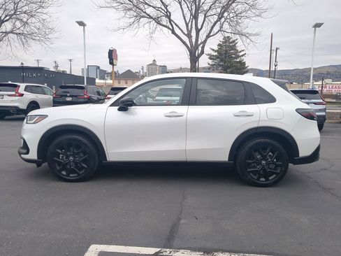 Used 2024 Honda HR-V Sport image 9