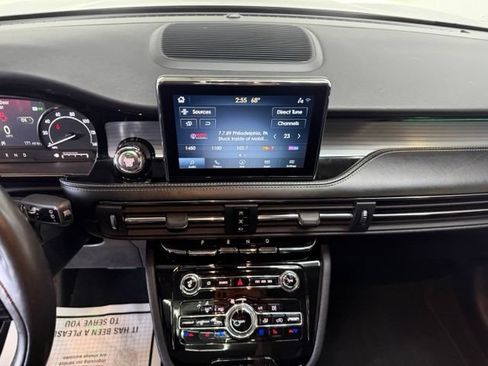 Used 2021 Lincoln Corsair AWD image 24