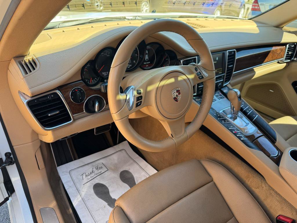 Used 2014 Porsche Panamera 4 AWD/4WD image 15
