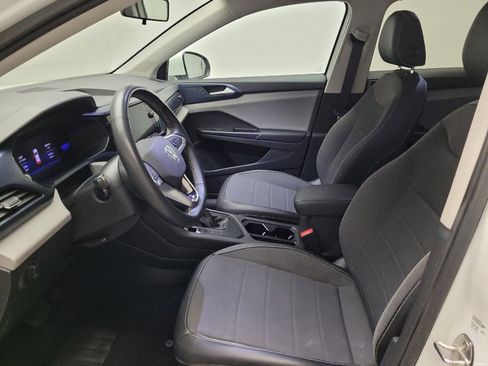 Used 2022 Volkswagen Taos SE image 17