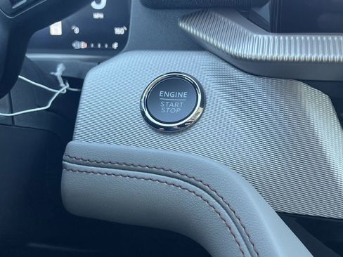 New 2026 Ford Explorer Active w/ Active Comfort Package AWD/4WD image 6