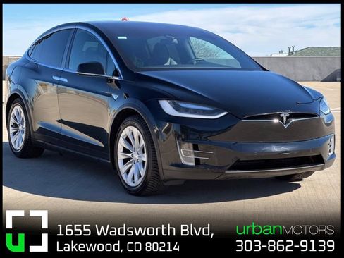 Used 2016 Tesla Model X 90D image 1