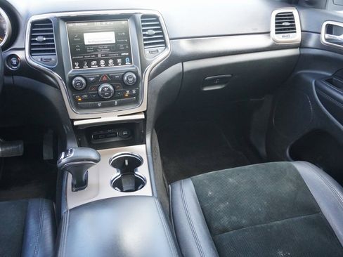 Used 2015 Jeep Grand Cherokee Altitude image 25