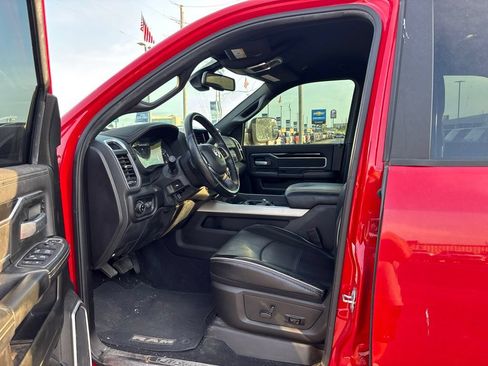Used 2019 RAM 2500 Laramie w/ Night Edition AWD/4WD image 5