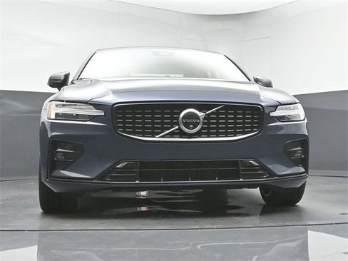 Used 2024 Volvo S60 B5 Ultimate image 34