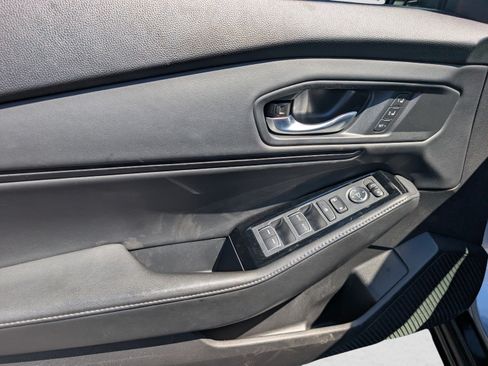 Used 2024 Honda Accord Touring image 9