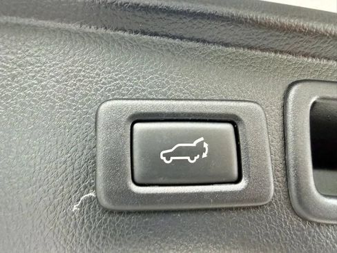 Used 2015 Subaru Forester 2.5i Limited AWD/4WD image 26