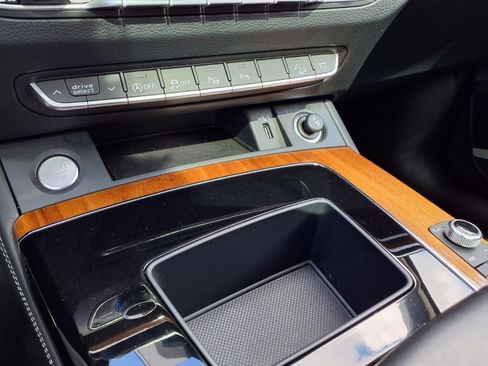 Used 2023 Audi Q5 2.0T Prestige w/ Prestige Package image 25