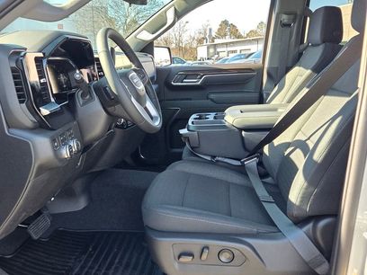New 2026 GMC Sierra 1500 SLE w/ X31 Off-Road Package