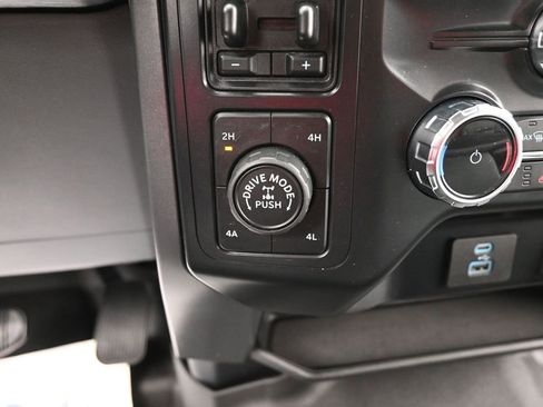 Used 2022 Ford F150 Lariat w/ Equipment Group 501A Mid image 14