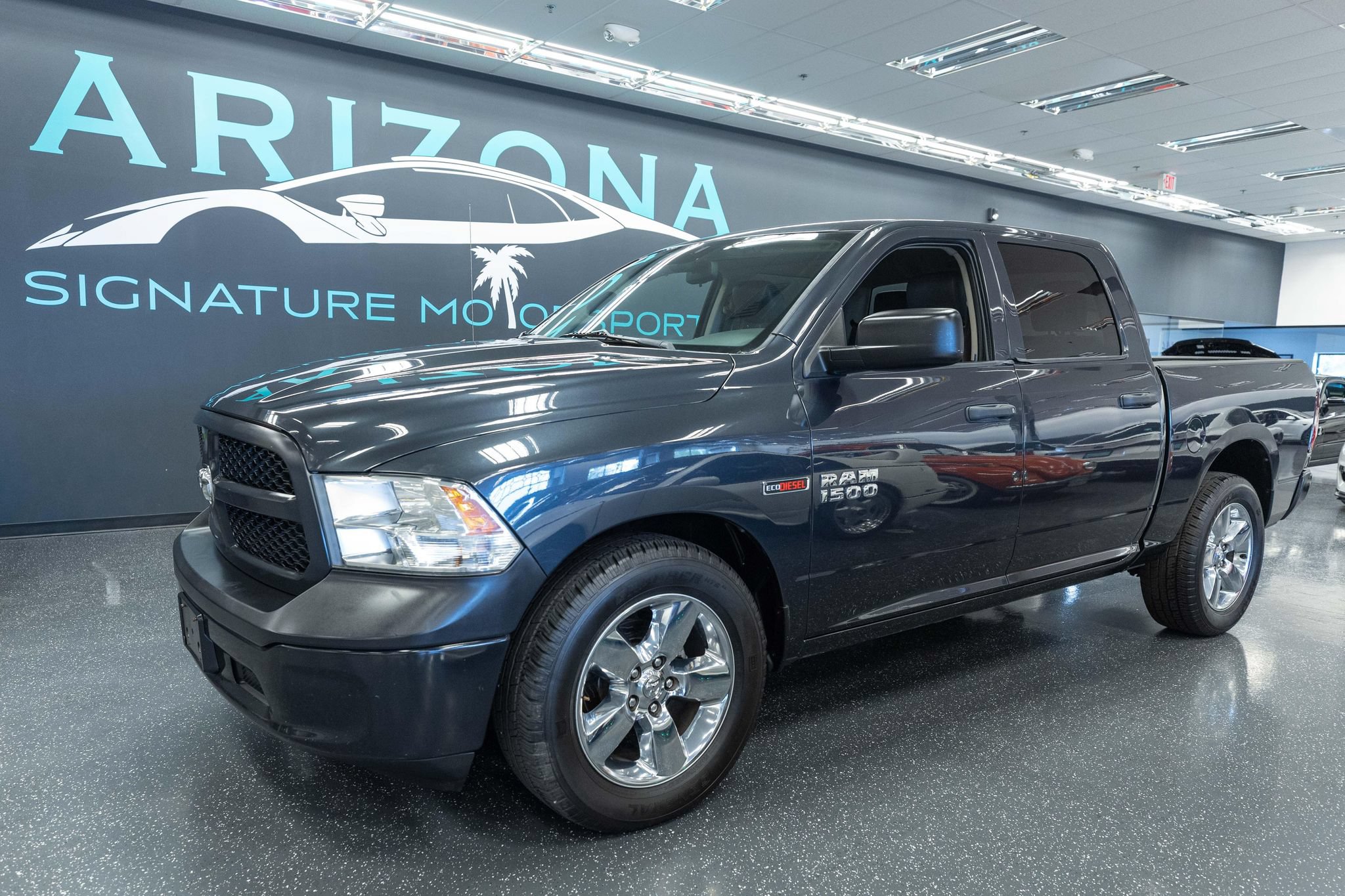 Used 2014 RAM 1500 Tradesman RWD image 1