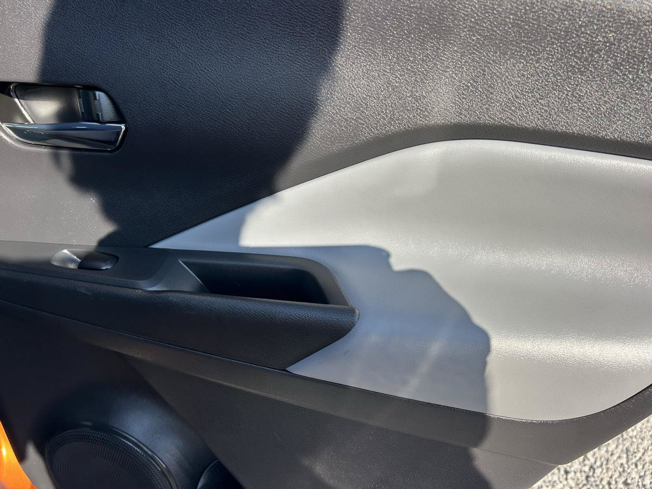 Used 2023 Nissan Kicks SR w/ SR Premium Package FWD image 12
